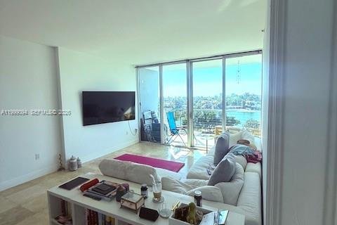 Copropriété à louer à Miami Beach, Floride: 2 chambres, 109.07 m2 № 2064864 - photo 7