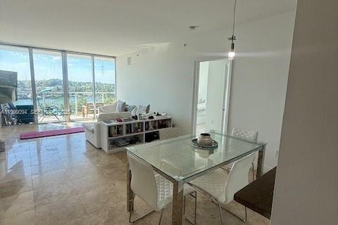 Copropriété à louer à Miami Beach, Floride: 2 chambres, 109.07 m2 № 2064864 - photo 5