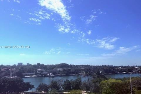 Copropriété à louer à Miami Beach, Floride: 2 chambres, 109.07 m2 № 2064864 - photo 10