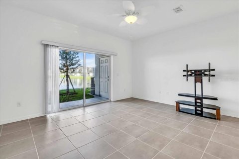 Touwnhouse à louer à Palmetto, Floride: 2 chambres, 104.05 m2 № 2156540 - photo 7