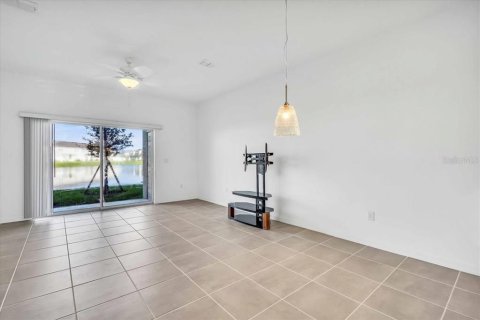 Touwnhouse à louer à Palmetto, Floride: 2 chambres, 104.05 m2 № 2156540 - photo 6