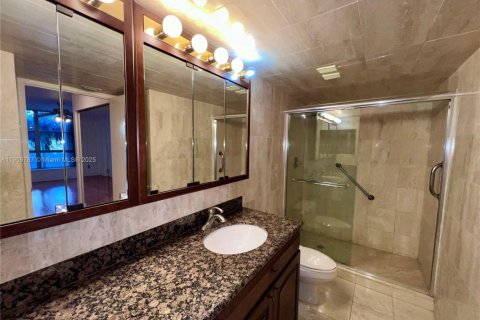 Copropriété à louer à Aventura, Floride: 2 chambres, 101.36 m2 № 1965401 - photo 6
