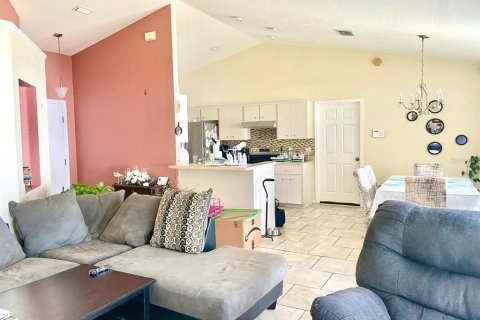 House in Ocala, Florida 4 bedrooms, 154.87 sq.m. № 1835972 - photo 14