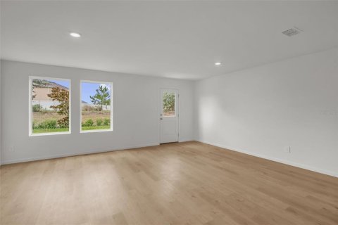 Townhouse in Davenport, Florida 3 bedrooms, 128.02 sq.m. № 2231621 - photo 9