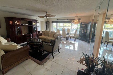 Copropriété à vendre à Fort Lauderdale, Floride: 1 chambre, 112.32 m2 № 2083640 - photo 15