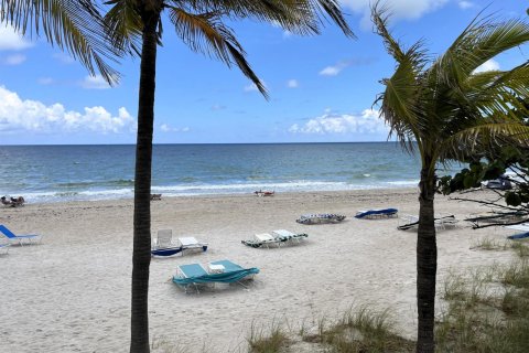 Copropriété à vendre à Fort Lauderdale, Floride: 1 chambre, 112.32 m2 № 2083640 - photo 2