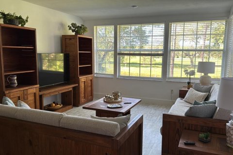 Copropriété à louer à Royal Palm Beach, Floride: 2 chambres, 111.58 m2 № 2154194 - photo 3