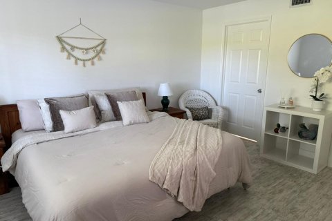 Copropriété à louer à Royal Palm Beach, Floride: 2 chambres, 111.58 m2 № 2154194 - photo 11