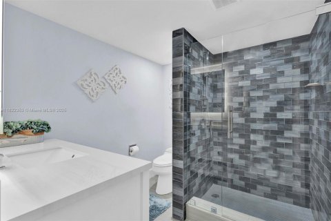 Copropriété à vendre à Fort Lauderdale, Floride: 2 chambres, 169.18 m2 № 1977271 - photo 26