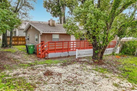 House in Tampa, Florida 3 bedrooms, 89.93 sq.m. № 2413943 - photo 5