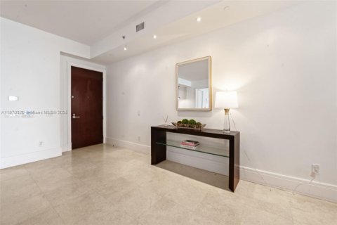 Condominio en venta en Bal Harbour, Florida, 2 dormitorios, 156.54 m2 № 1979577 - foto 6