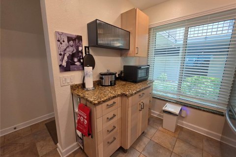 Condominio en alquiler en Saint Petersburg, Florida, 2 dormitorios, 85.01 m2 № 2199215 - foto 9