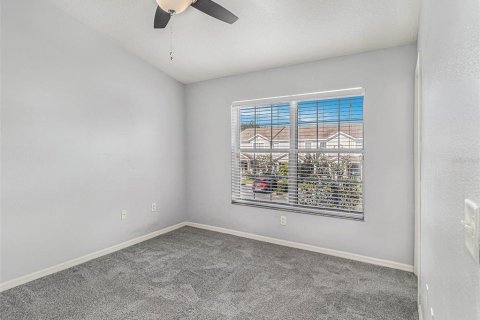 Touwnhouse à louer à Brandon, Floride: 2 chambres, 129.88 m2 № 2229507 - photo 10