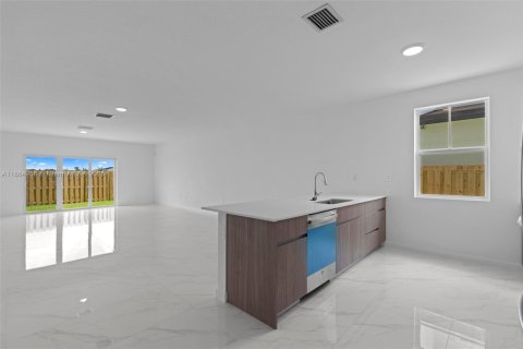 Touwnhouse à vendre à Miami, Floride: 4 chambres, 206.06 m2 № 1893227 - photo 10