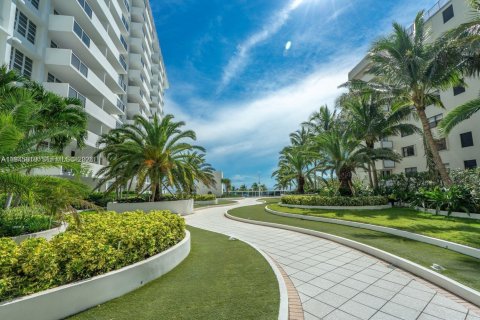 Condominio en alquiler en Miami Beach, Florida, 1 dormitorio, 49.24 m2 № 2002022 - foto 21