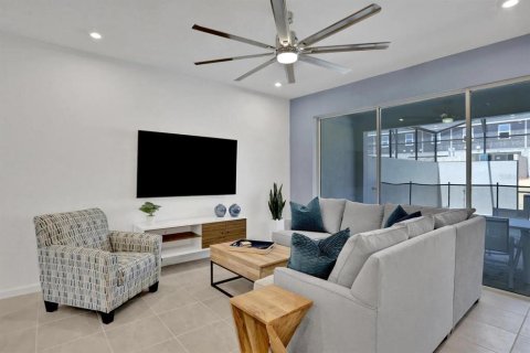 Touwnhouse à vendre à Kissimmee, Floride: 5 chambres, 213.58 m2 № 1662560 - photo 19