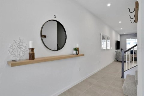 Adosado en venta en Kissimmee, Florida, 5 dormitorios, 213.58 m2 № 1662560 - foto 3
