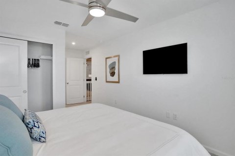 Townhouse in Kissimmee, Florida 5 bedrooms, 213.58 sq.m. № 1662560 - photo 29
