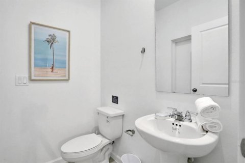 Adosado en venta en Kissimmee, Florida, 5 dormitorios, 213.58 m2 № 1662560 - foto 12