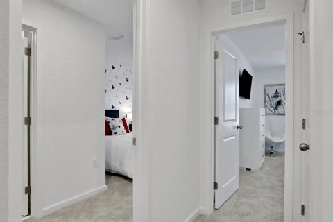 Townhouse in Kissimmee, Florida 5 bedrooms, 213.58 sq.m. № 1662560 - photo 26