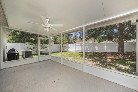 House in Land O' Lakes, Florida 3 bedrooms, 107.58 sq.m. № 1795399 - photo 17