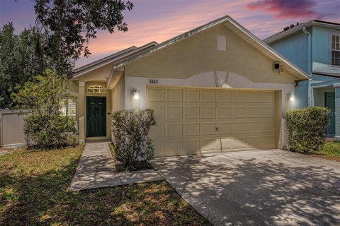 House in Land O' Lakes, Florida 3 bedrooms, 107.58 sq.m. № 1795399 - photo 24