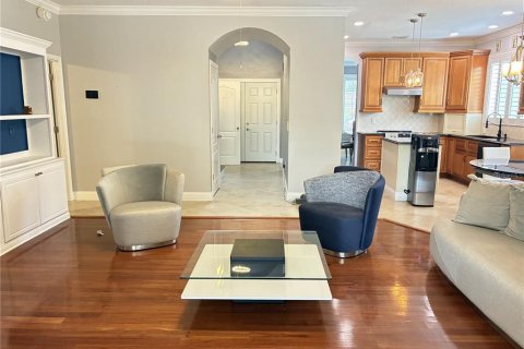 House in Oviedo, Florida 5 bedrooms, 272.67 sq.m. № 1815569 - photo 4