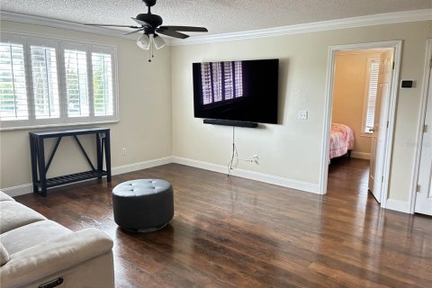 House in Oviedo, Florida 5 bedrooms, 272.67 sq.m. № 1815569 - photo 13
