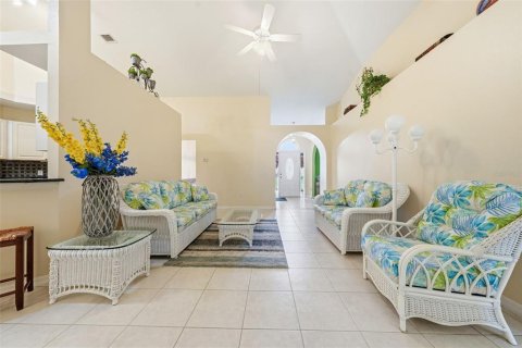 Купить виллу или дом в Гранд Айленд, Флорида 7 комнат, 180.23м2, № 2151919 - фото 16