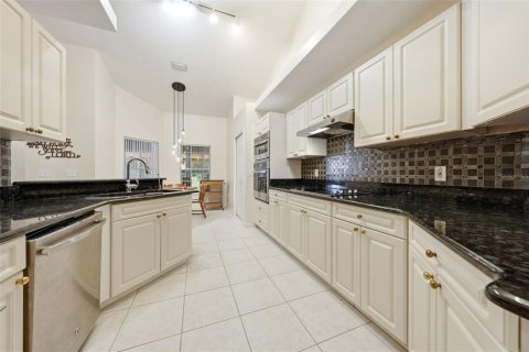 Купить виллу или дом в Гранд Айленд, Флорида 7 комнат, 180.23м2, № 2151919 - фото 19