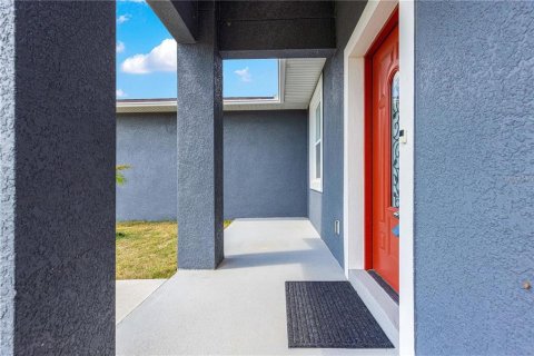 Casa en alquiler en Belleview, Florida, 3 dormitorios, 153.57 m2 № 1900152 - foto 2