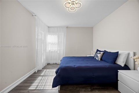 Casa en alquiler en Hollywood, Florida, 3 dormitorios, 136.75 m2 № 1993020 - foto 28