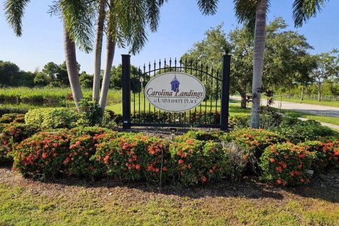 Townhouse in Bradenton, Florida 3 bedrooms, 119.1 sq.m. № 1869401 - photo 2