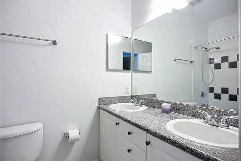 Townhouse in Bradenton, Florida 3 bedrooms, 119.1 sq.m. № 1869401 - photo 22
