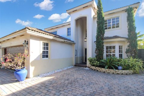 Купить виллу или дом в Катлер-Бей, Флорида 3 спальни, 197.7м2, № 2009057 - фото 5