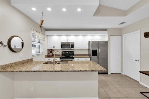 Villa ou maison à vendre à Palmetto, Floride: 3 chambres, 109.62 m2 № 2413521 - photo 11