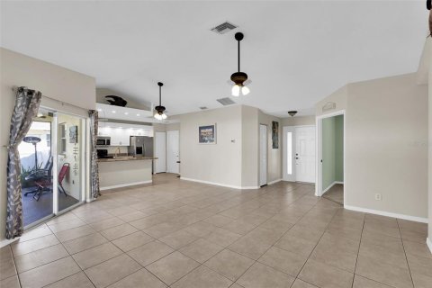 Villa ou maison à vendre à Palmetto, Floride: 3 chambres, 109.62 m2 № 2413521 - photo 9