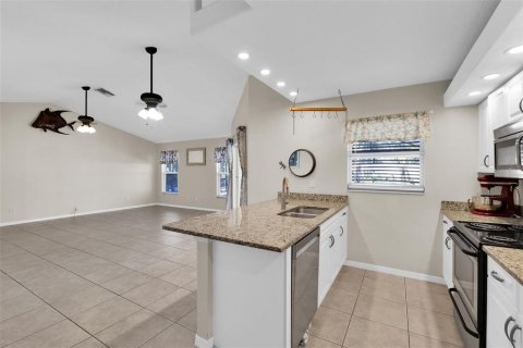Villa ou maison à vendre à Palmetto, Floride: 3 chambres, 109.62 m2 № 2413521 - photo 14