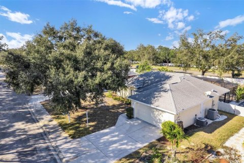 Villa ou maison à vendre à Palmetto, Floride: 3 chambres, 109.62 m2 № 2413521 - photo 2