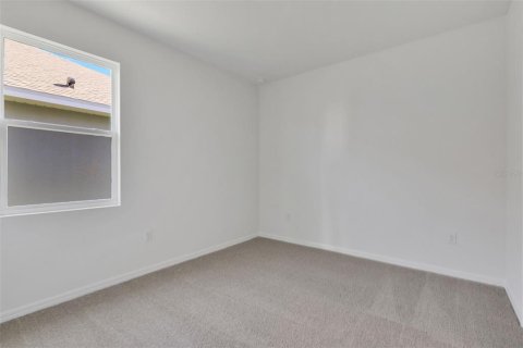 House in ANGELINE in Land O' Lakes, Florida 3 bedrooms, 252.97 sq.m. № 2152377 - photo 24