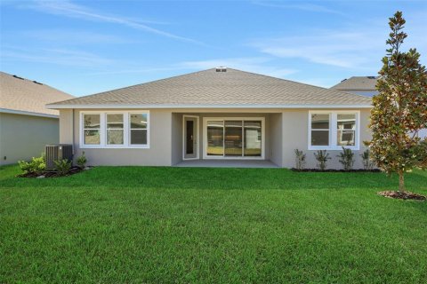 House in ANGELINE in Land O' Lakes, Florida 3 bedrooms, 252.97 sq.m. № 2152377 - photo 7
