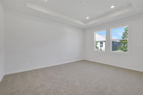 House in ANGELINE in Land O' Lakes, Florida 3 bedrooms, 252.97 sq.m. № 2152377 - photo 13