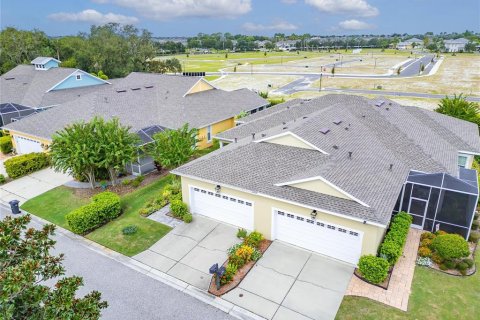 House in Apollo Beach, Florida 3 bedrooms, 155.24 sq.m. № 1910968 - photo 2