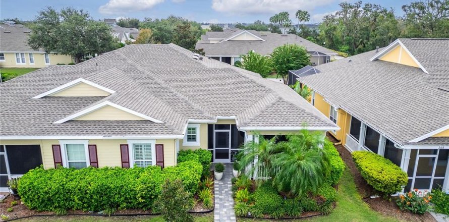 House in Apollo Beach, Florida 3 bedrooms, 155.24 sq.m. № 1910968