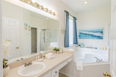 Villa ou maison à louer à Kissimmee, Floride: 7 chambres, 272.58 m2 № 1651574 - photo 19