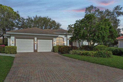 House in Venice, Florida 3 bedrooms, 208.47 sq.m. № 2200337 - photo 3