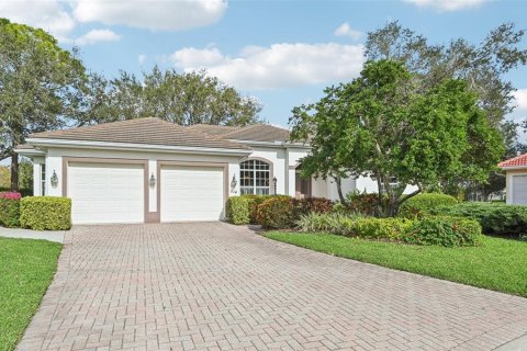 House in Venice, Florida 3 bedrooms, 208.47 sq.m. № 2200337