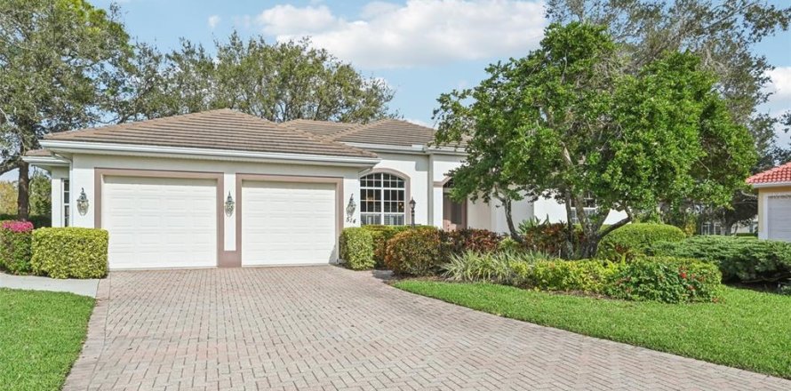 House in Venice, Florida 3 bedrooms, 208.47 sq.m. № 2200337