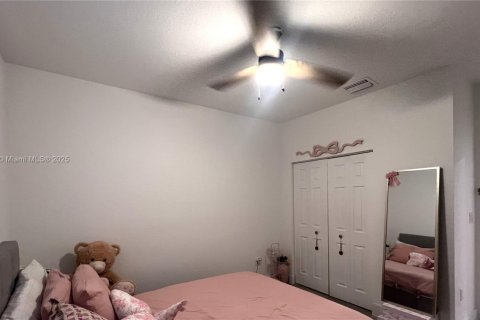Townhouse in Hialeah, Florida 3 bedrooms, 147.06 sq.m. № 1977724 - photo 28