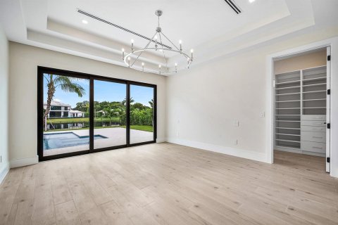 House in Boynton Beach, Florida 4 bedrooms, 362.97 sq.m. № 2378657 - photo 23